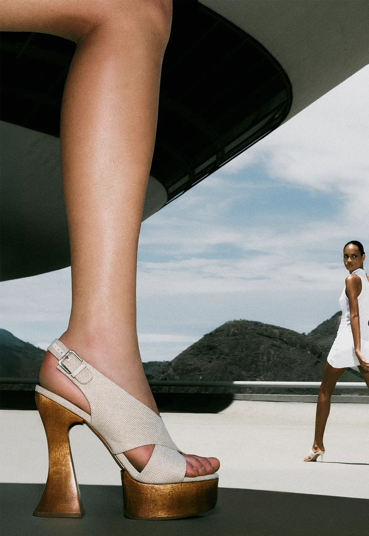 Jennifer Platform Sandal Pure Motion