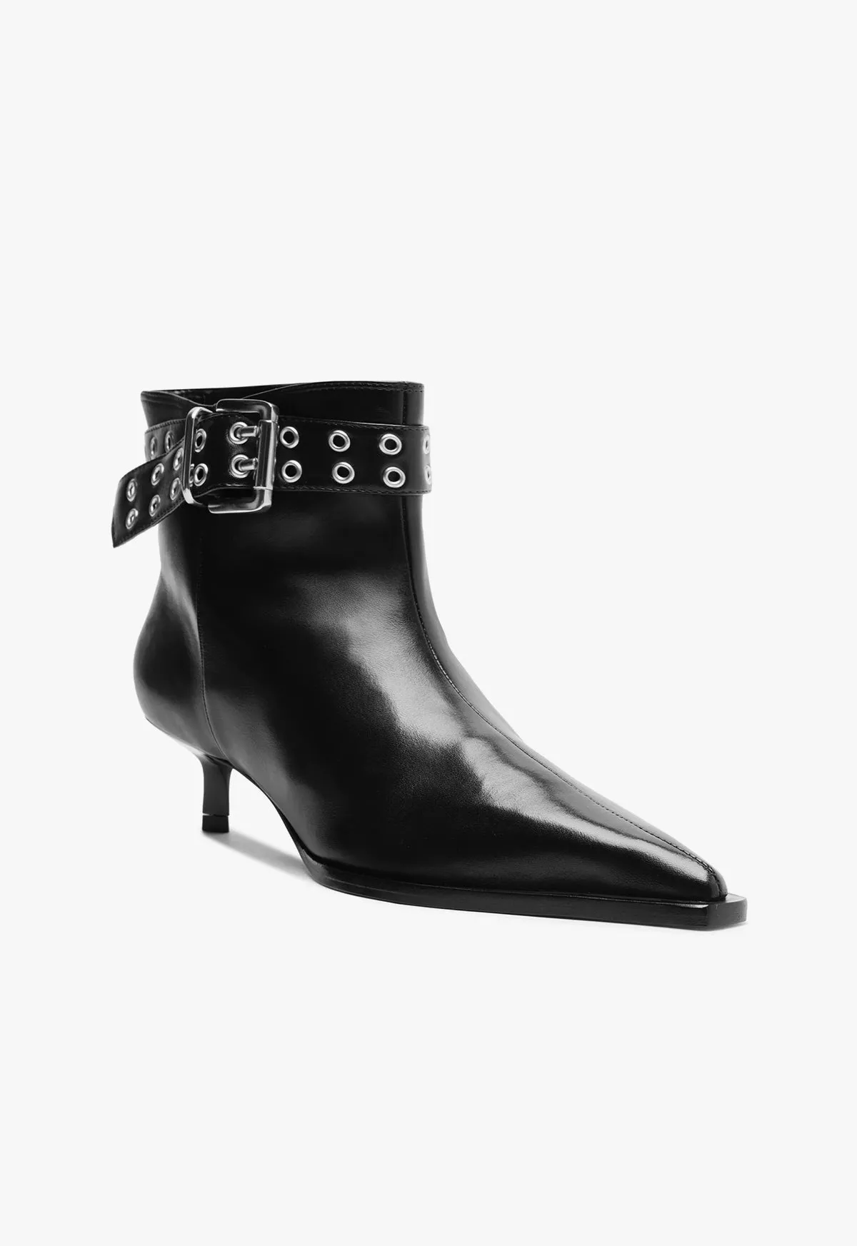 Jess Bootie Lifestyle Built