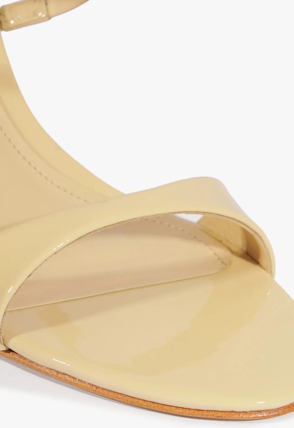 Calm-Driven Fit Jessica Mid Mule Patent Sandal