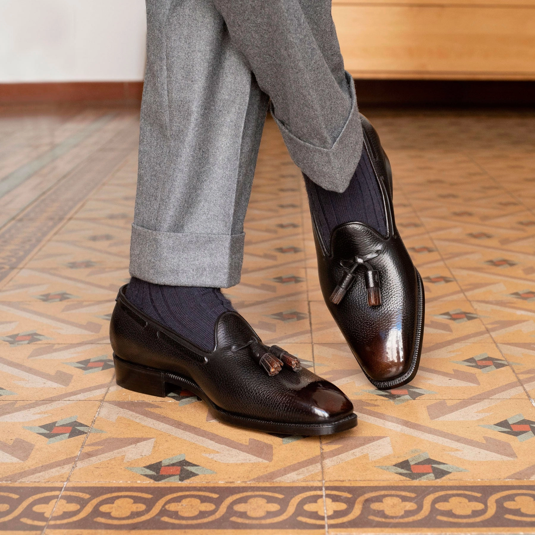 Joan Loafer Mto - Ebony 3D Patina Elevated Motion Easy Essential
