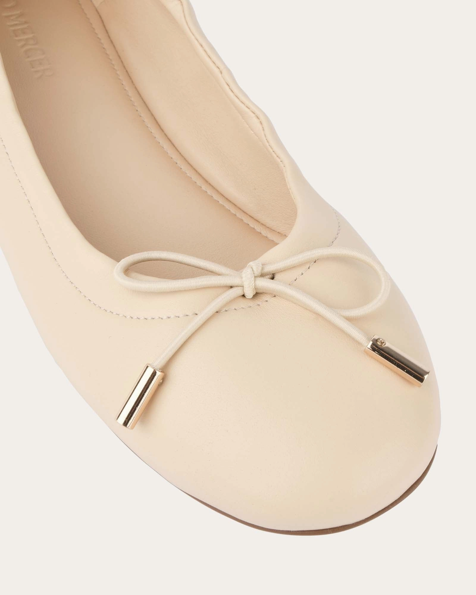Performance Living Modern Movement Gear Jolie Casual Flats Butter Leather