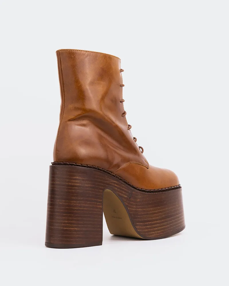 Tripp Cognac Leather Urban Focus Authentic Motion