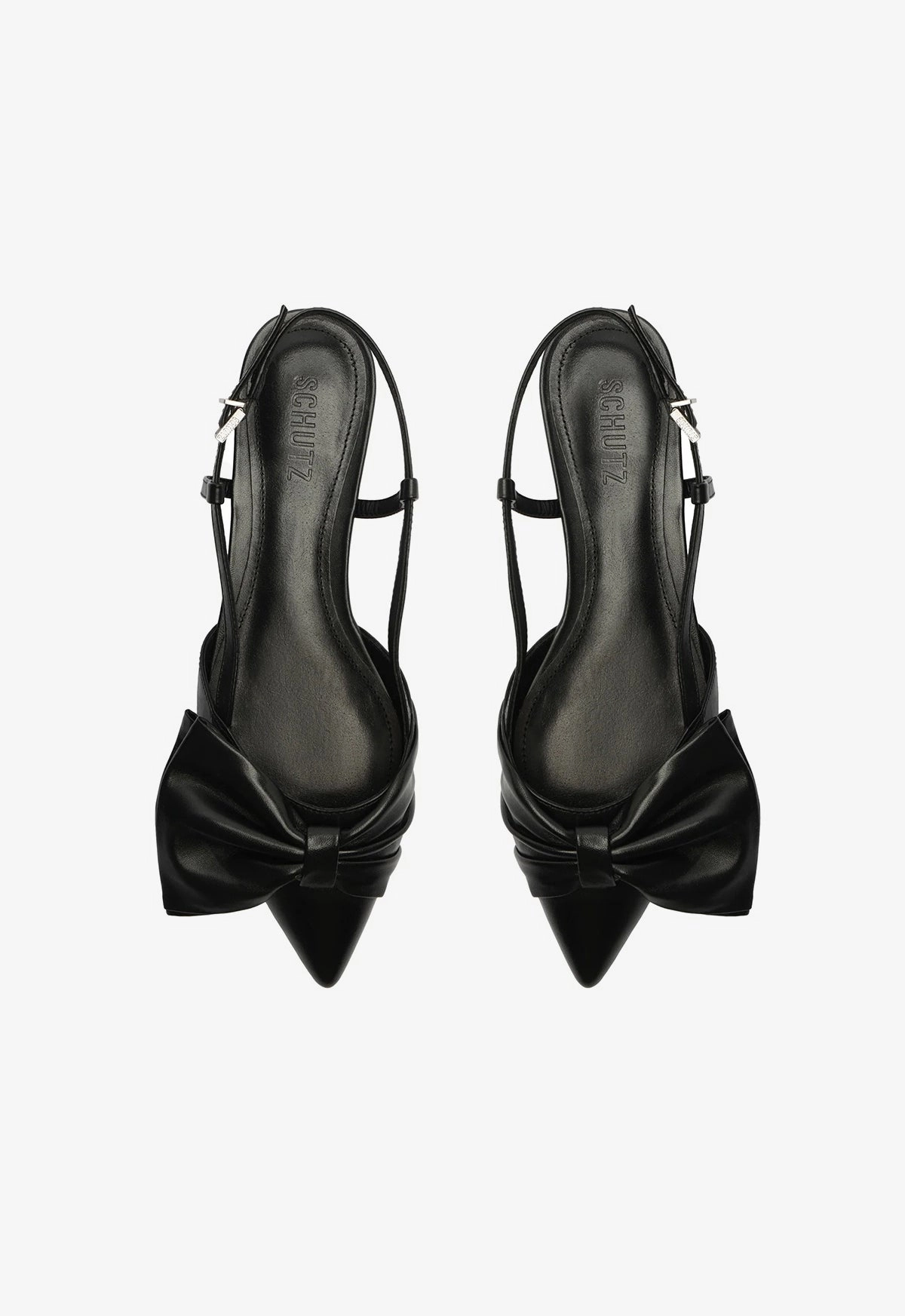 Judy Flat Leather Pump Made To Perform Fluid Lifestyle