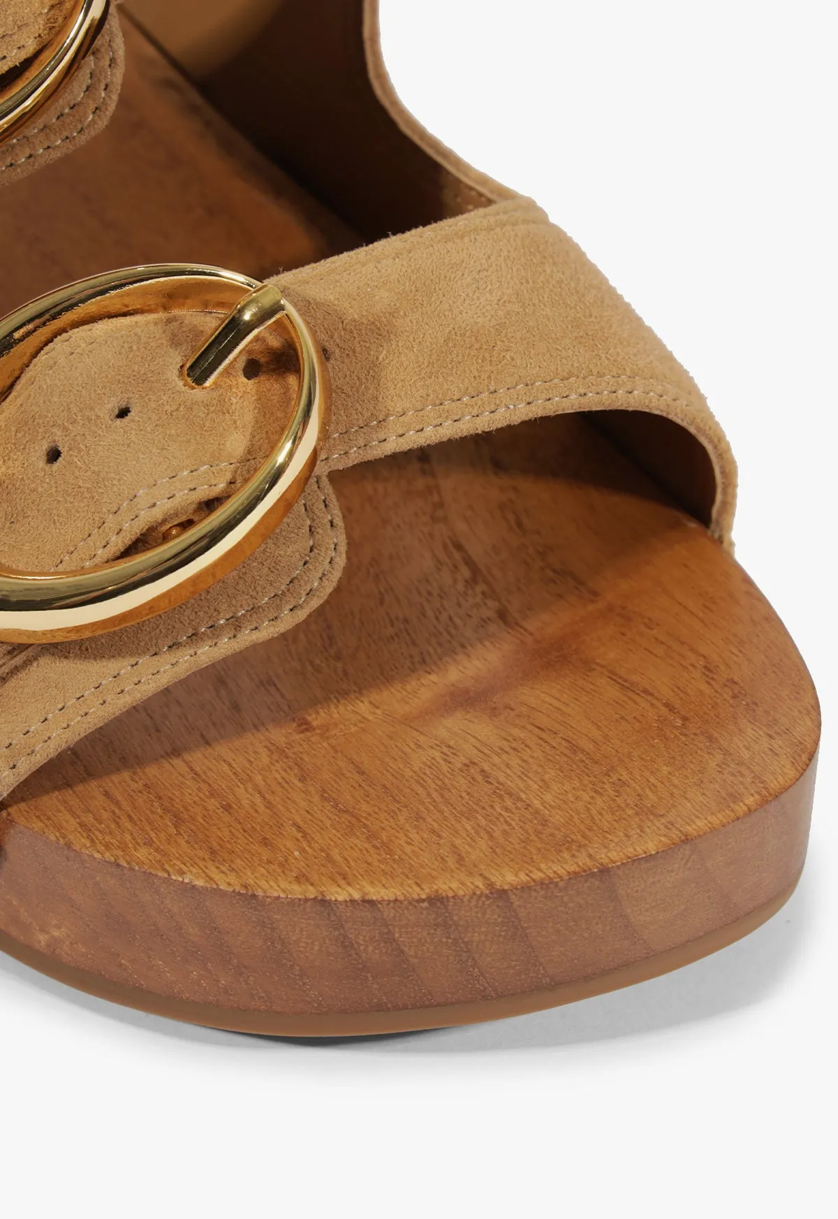 Juno Sandal Quiet Statement Low-Profile Style
