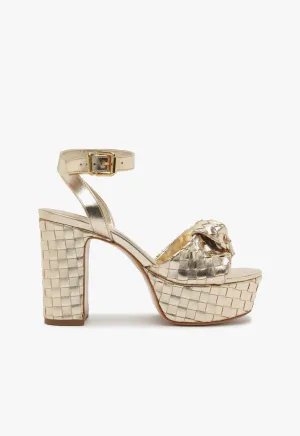 Kareena Knot Platform Understated Utility Adapt And Go