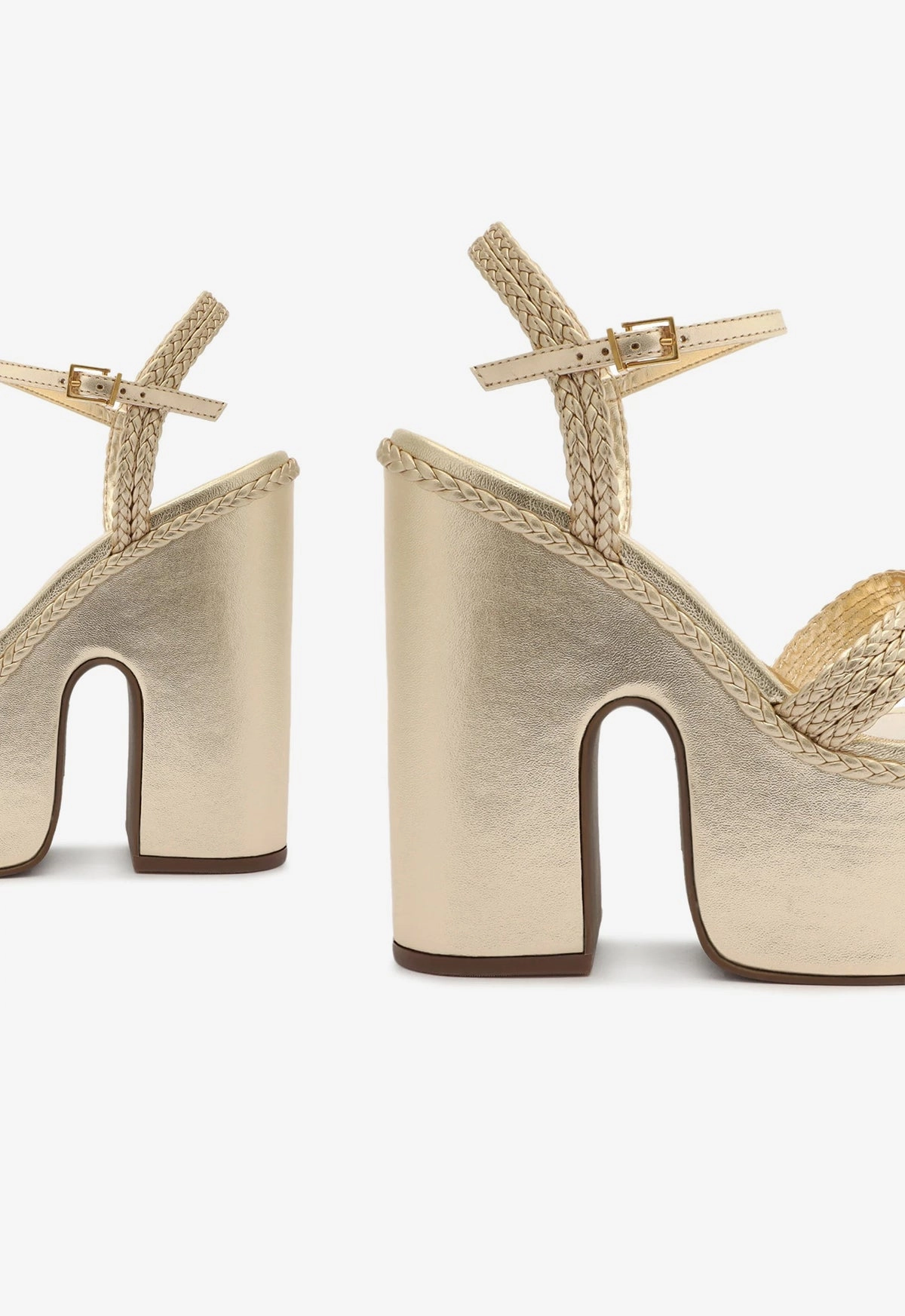 Smooth Layers Refined Tone Karima Cutout Metallic Nappa Sandal