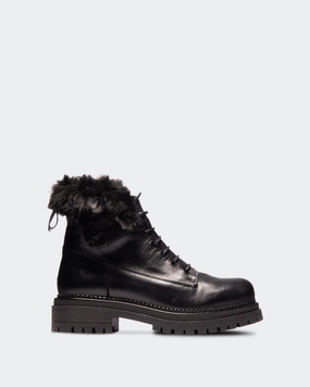 Kawasaki Black Leather Effortless Gear