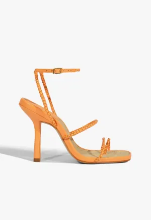 Kaya Straw Sandal Minimal Movement Refined Essentials