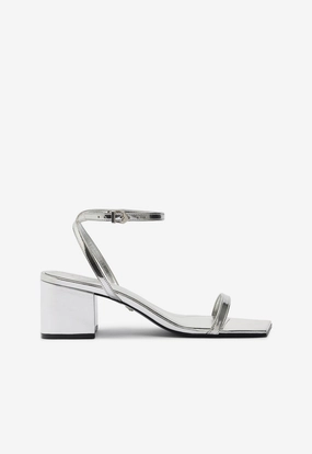 Kendall Sandal Comfort-Focused