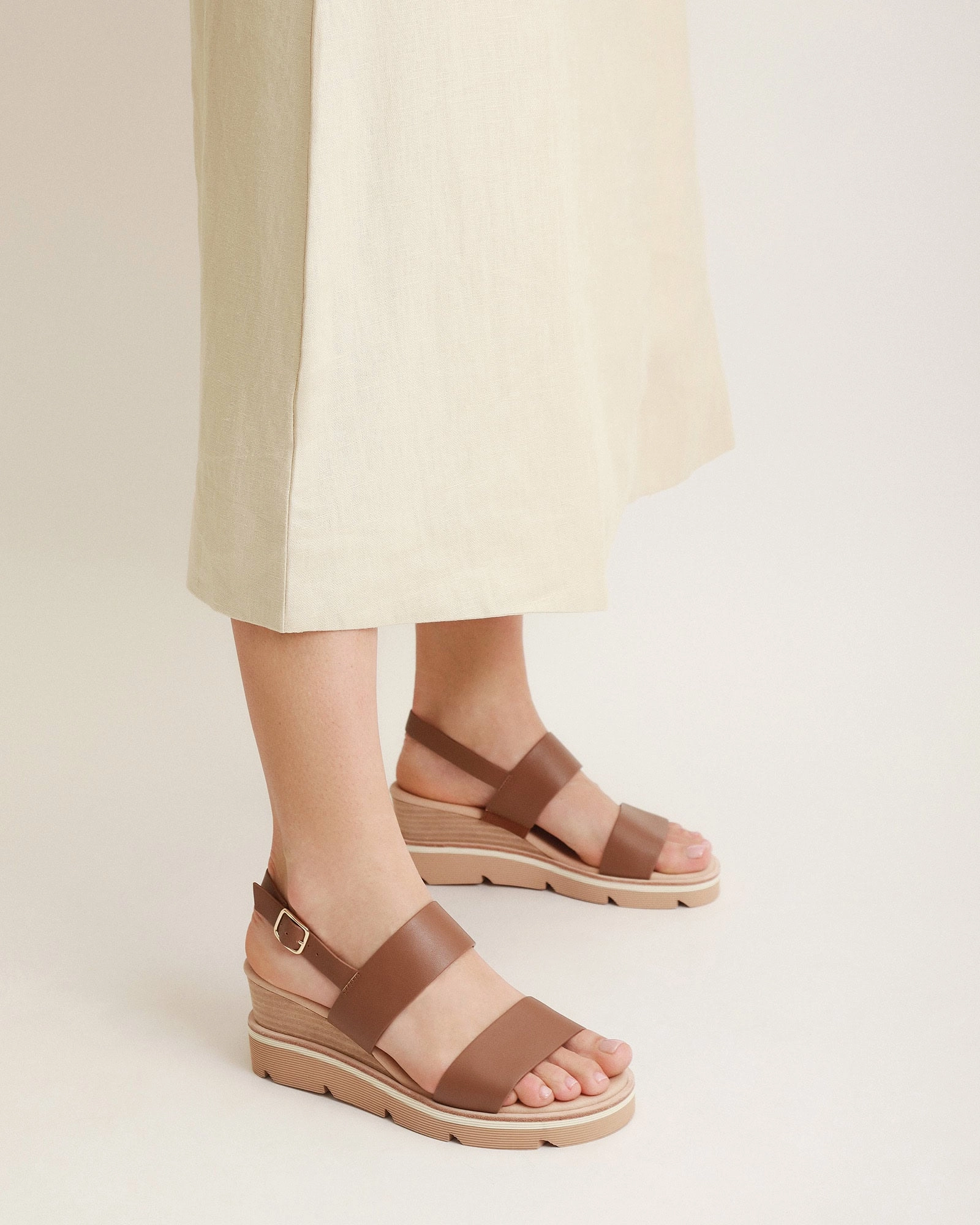 Kinney Wedge Sandal Dark Tan Leather Future-Light Inspired Layerwear