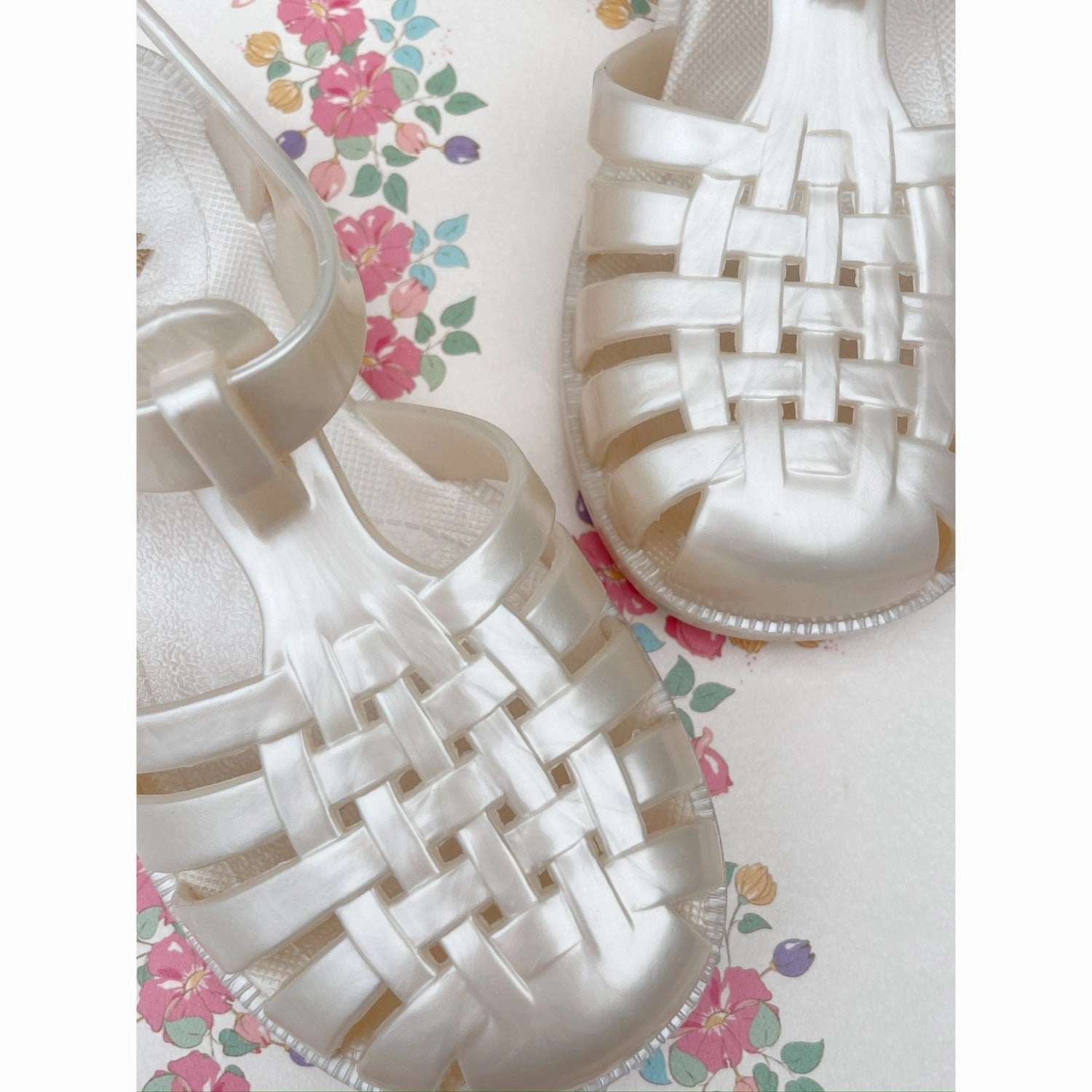 Konges Sl?Jd Pearl Celebration Pearl Sandal Shaped For Flow Quiet Strength