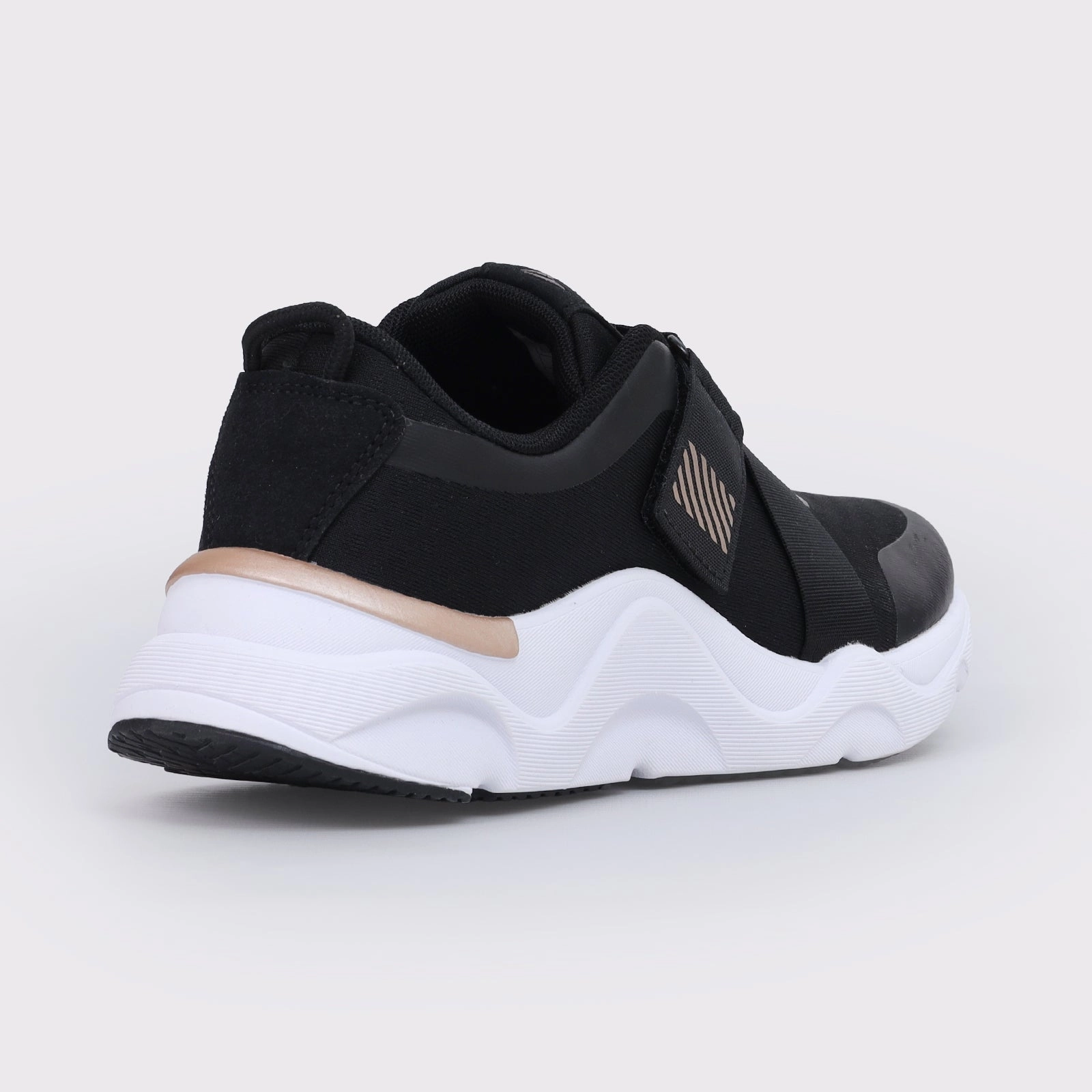 L-Ac-0100065-Snakers Urban Transition