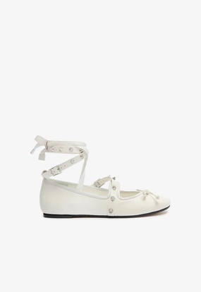 Larissa Lace Up Calf Leather Flat Urban Lifestyle