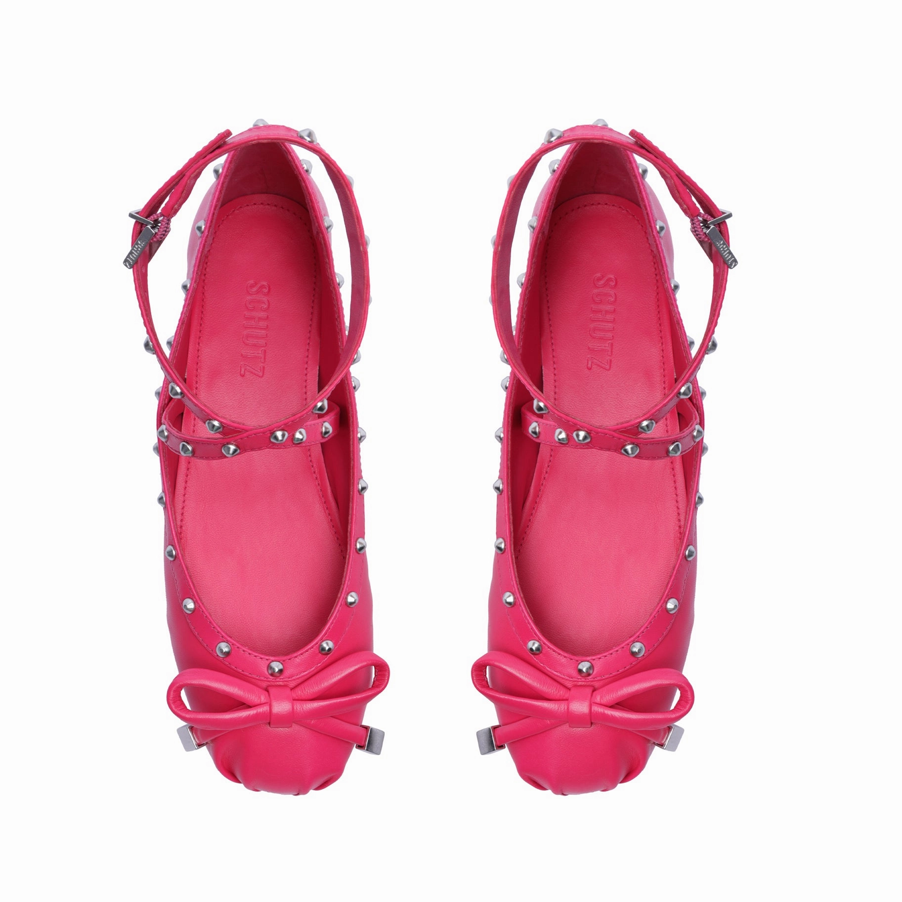 Movement Uniform Bold And Clean Larissa Nappa Leather Flat