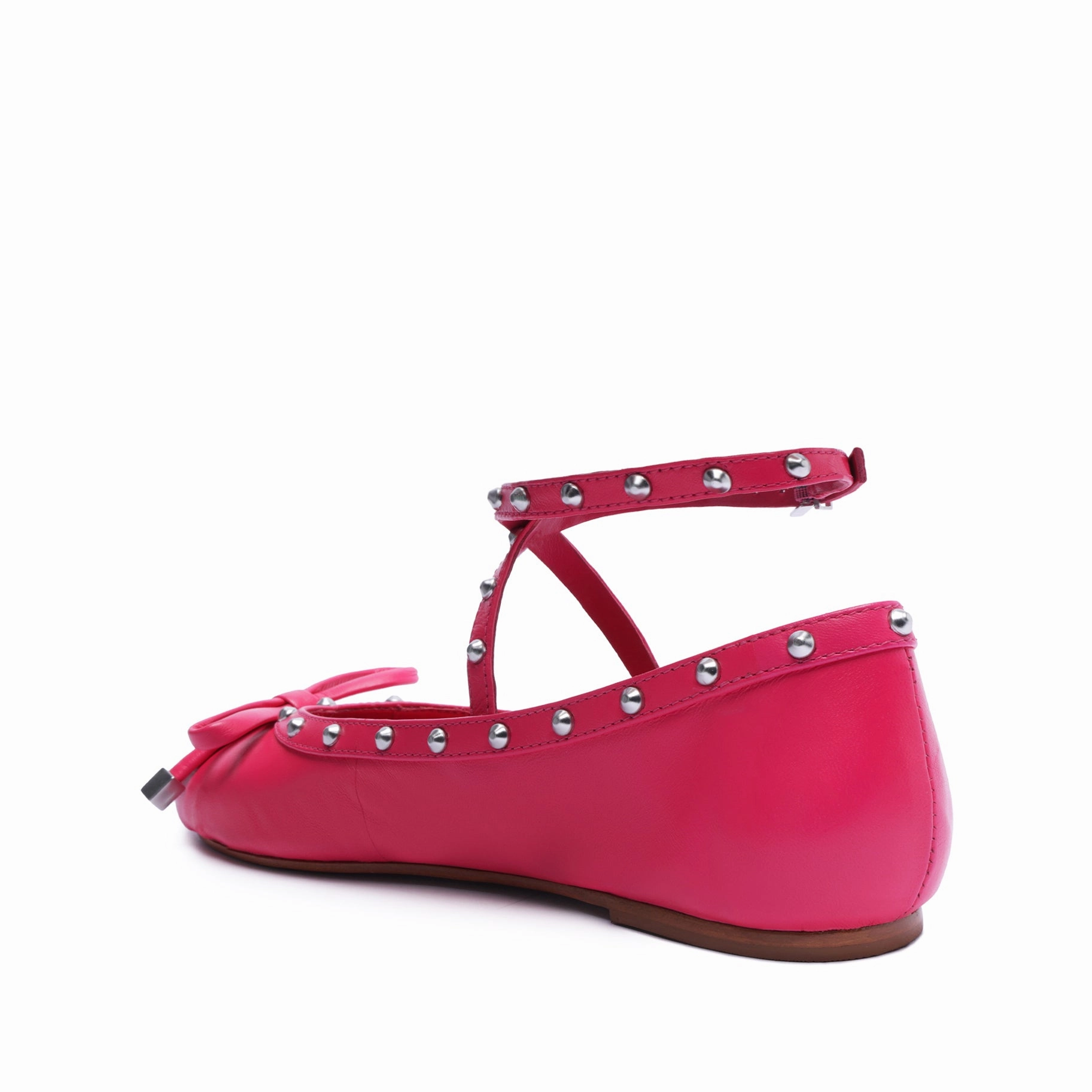 Larissa Nappa Leather Flat Relaxed Innovation