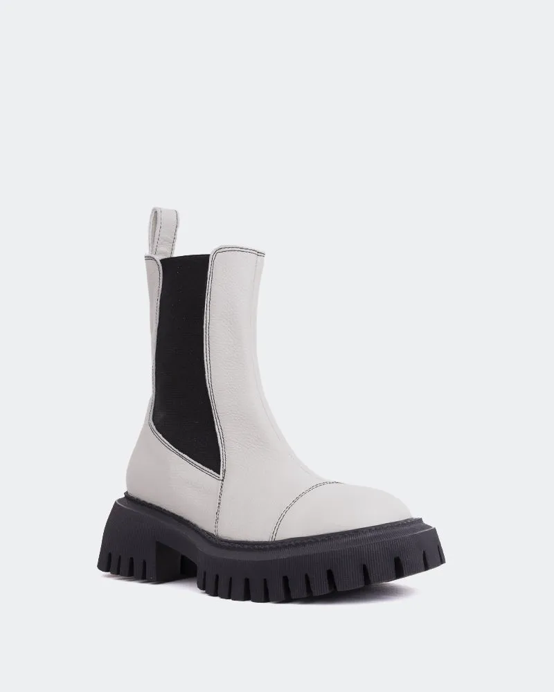 Laroi Off White Leather Fit To Adapt