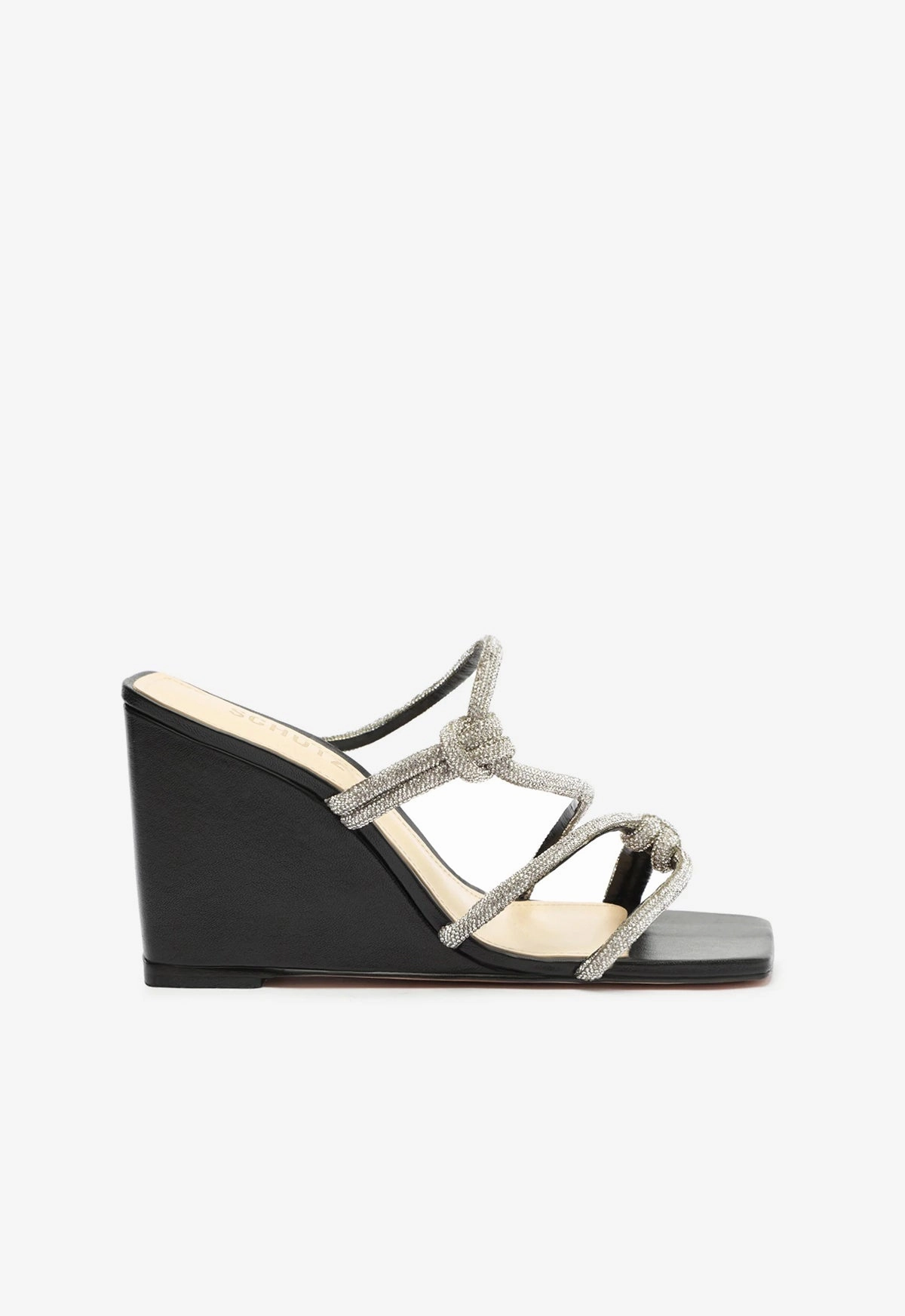 Seasonless Design Style In Sync Lauryn Leather Sandal