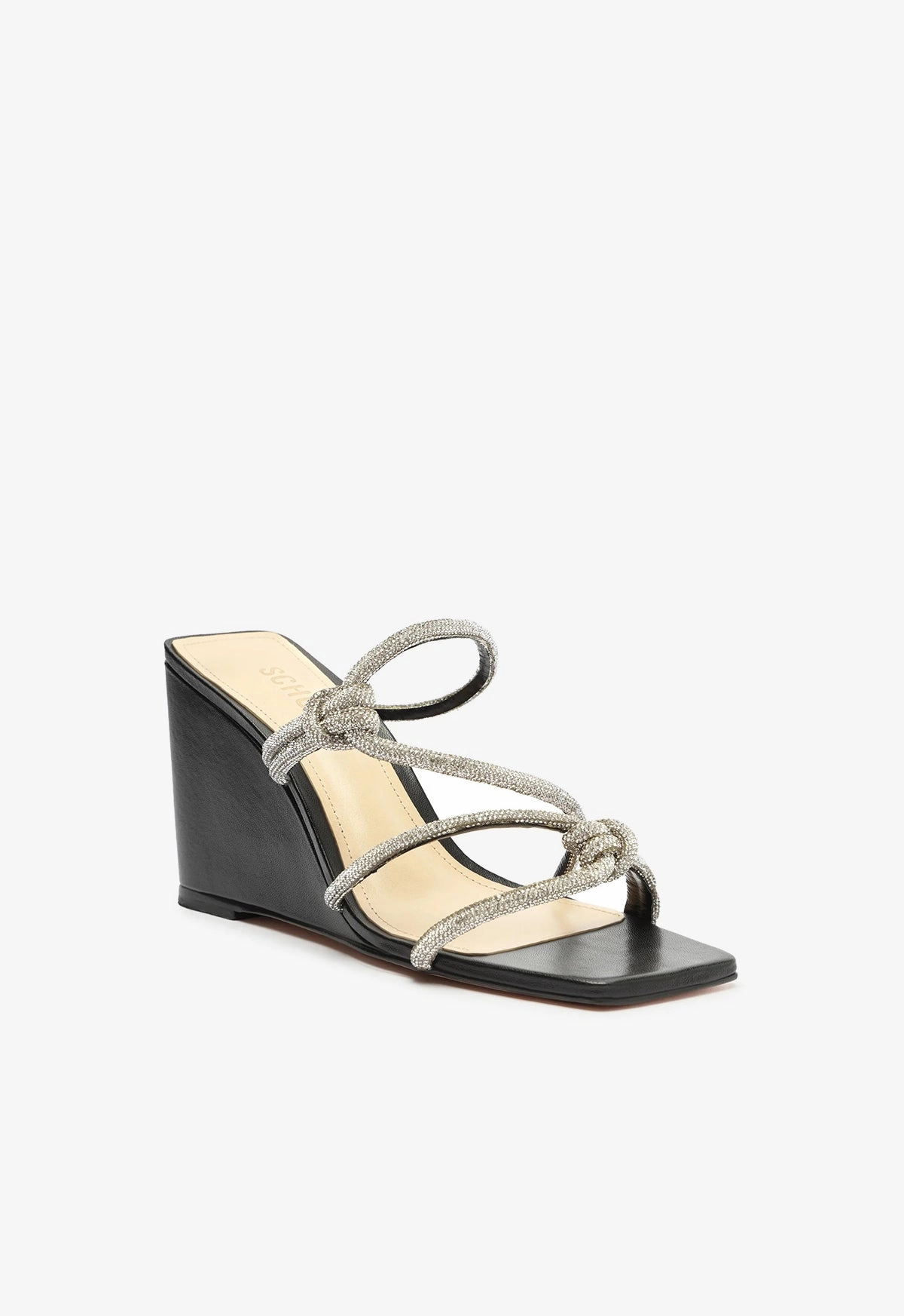Comfort-Driven Versatile Drop Lauryn Leather Sandal