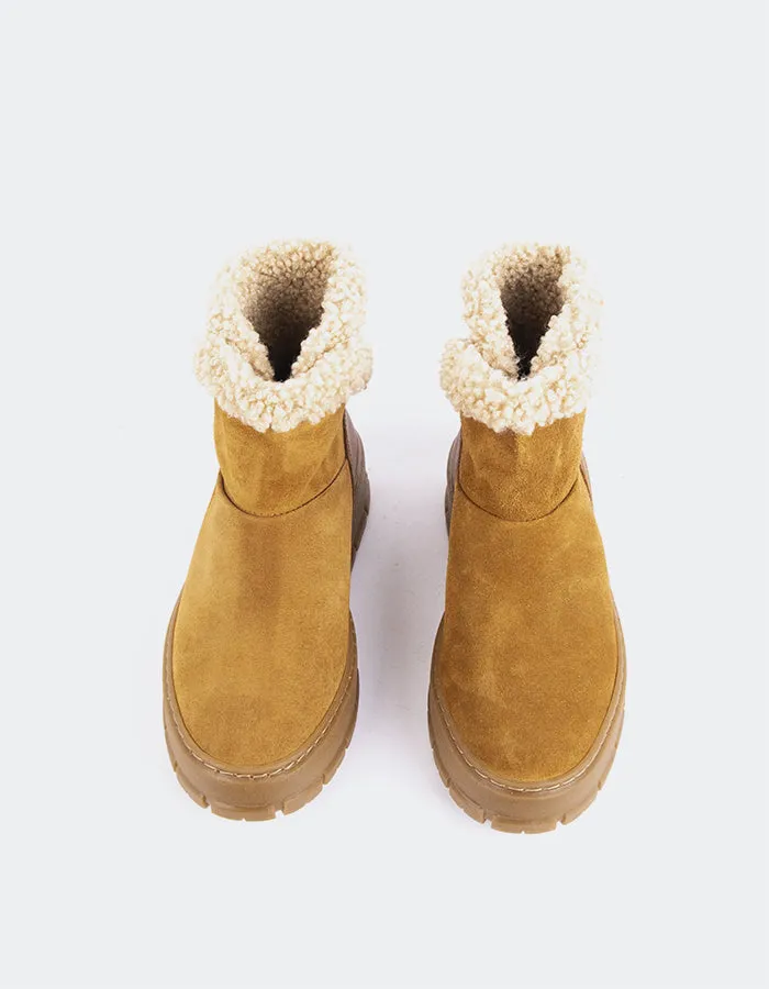 Primord Cognac Suede Crafted Lifestyle Gear