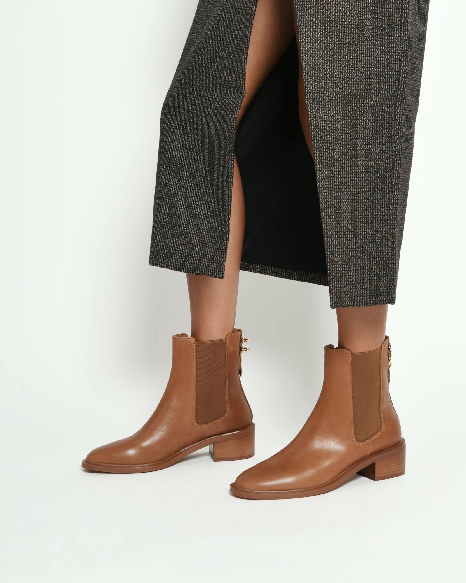 Mona Flat Ankle Boots True Tan Leather Made To Perform