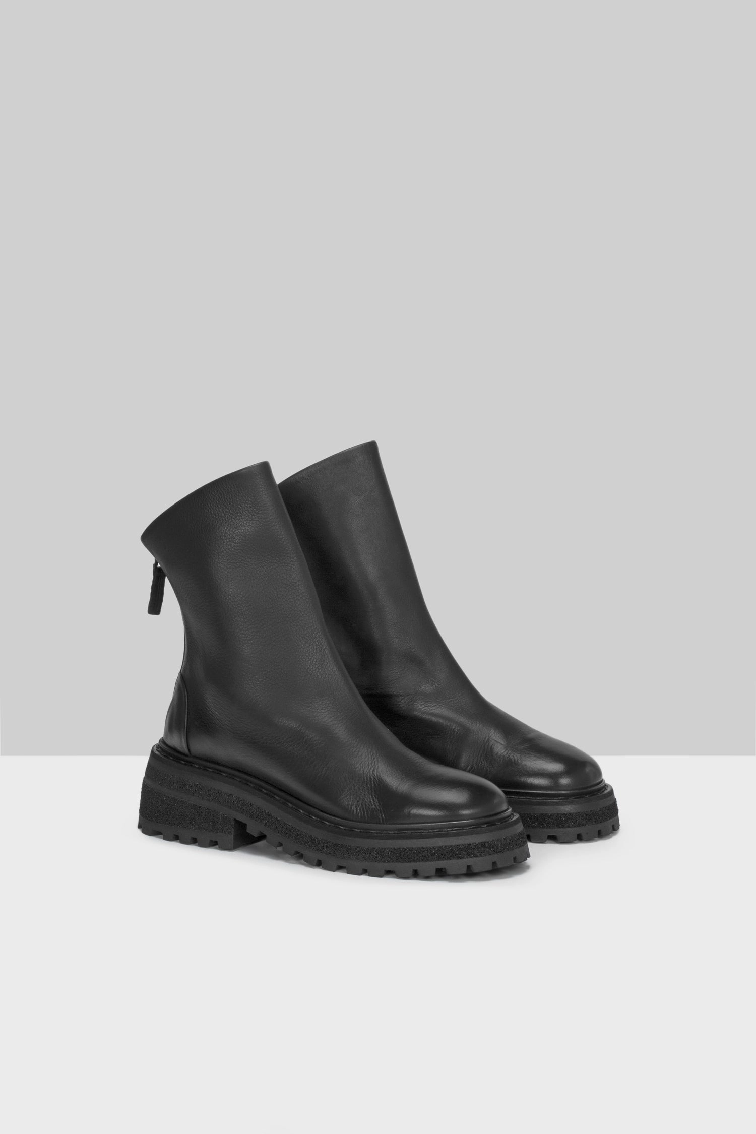 Carro Leather Ankle Boot In Black City Ready Motion-Driven