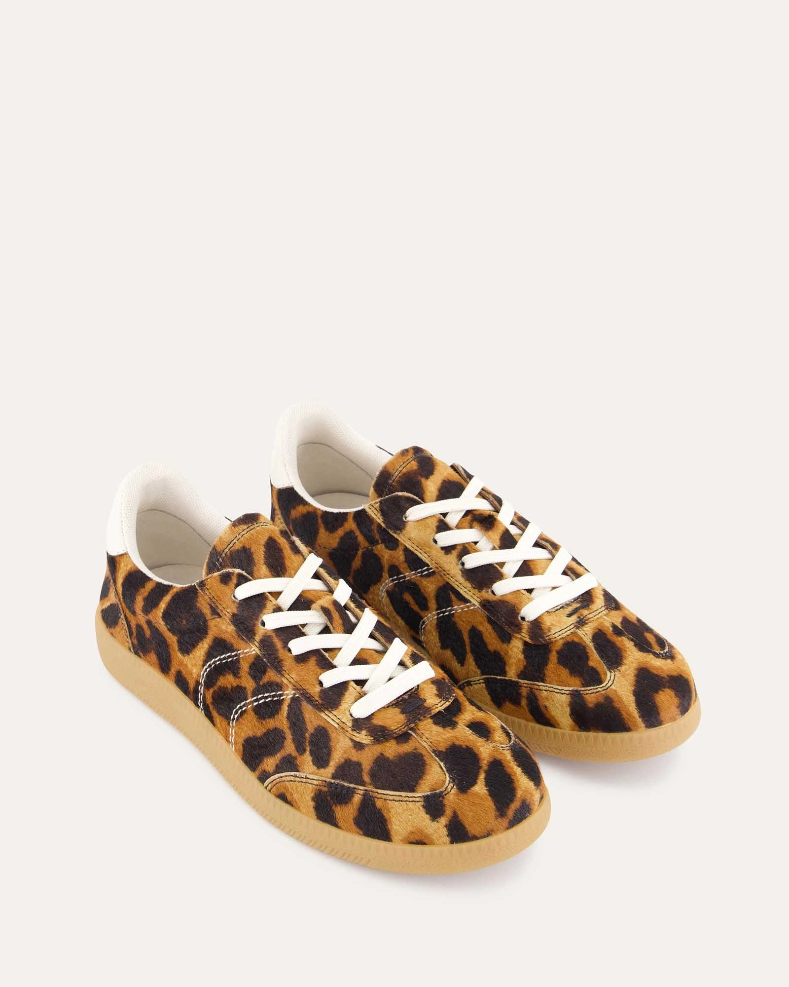 Multi-Context Style Your Mobile Look Lilo Sneakers Leopard Leather