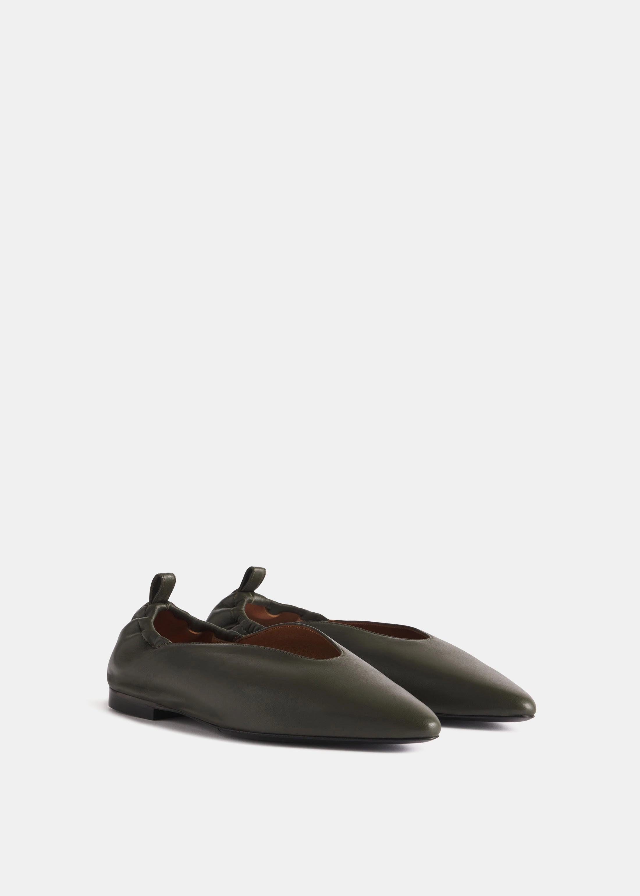 Vibe-Proof Leather Ruched Back Pointed Flat In Olive