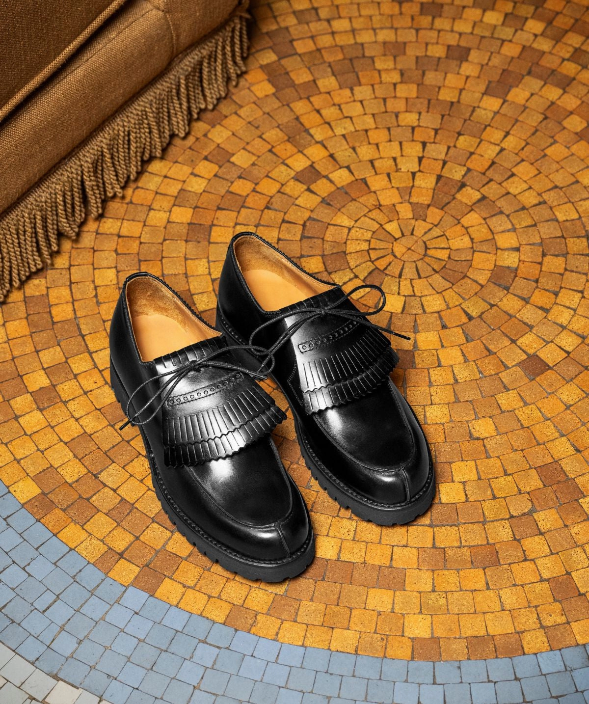 Clean-Forward Leonie Black Derby Shoes