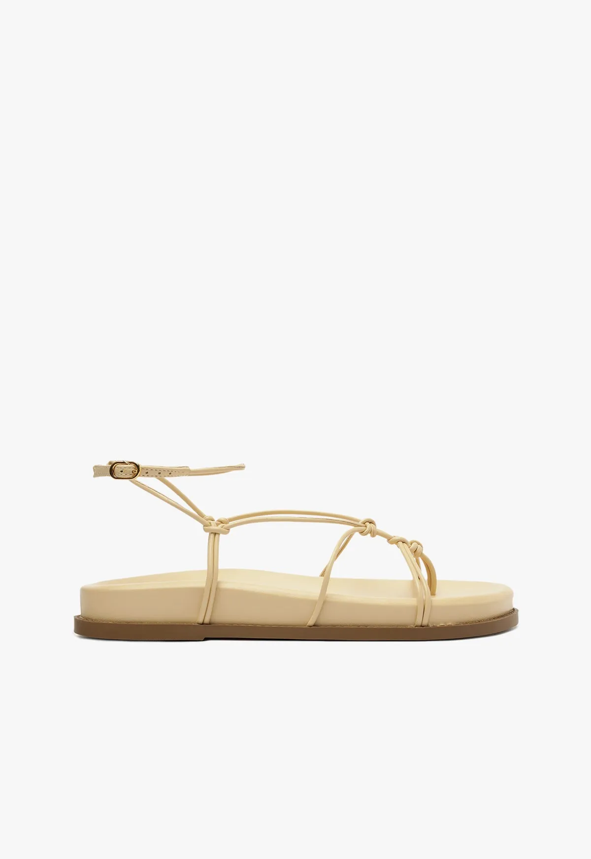Calabria Sporty Sandal Core Function Essentials, Redesigned