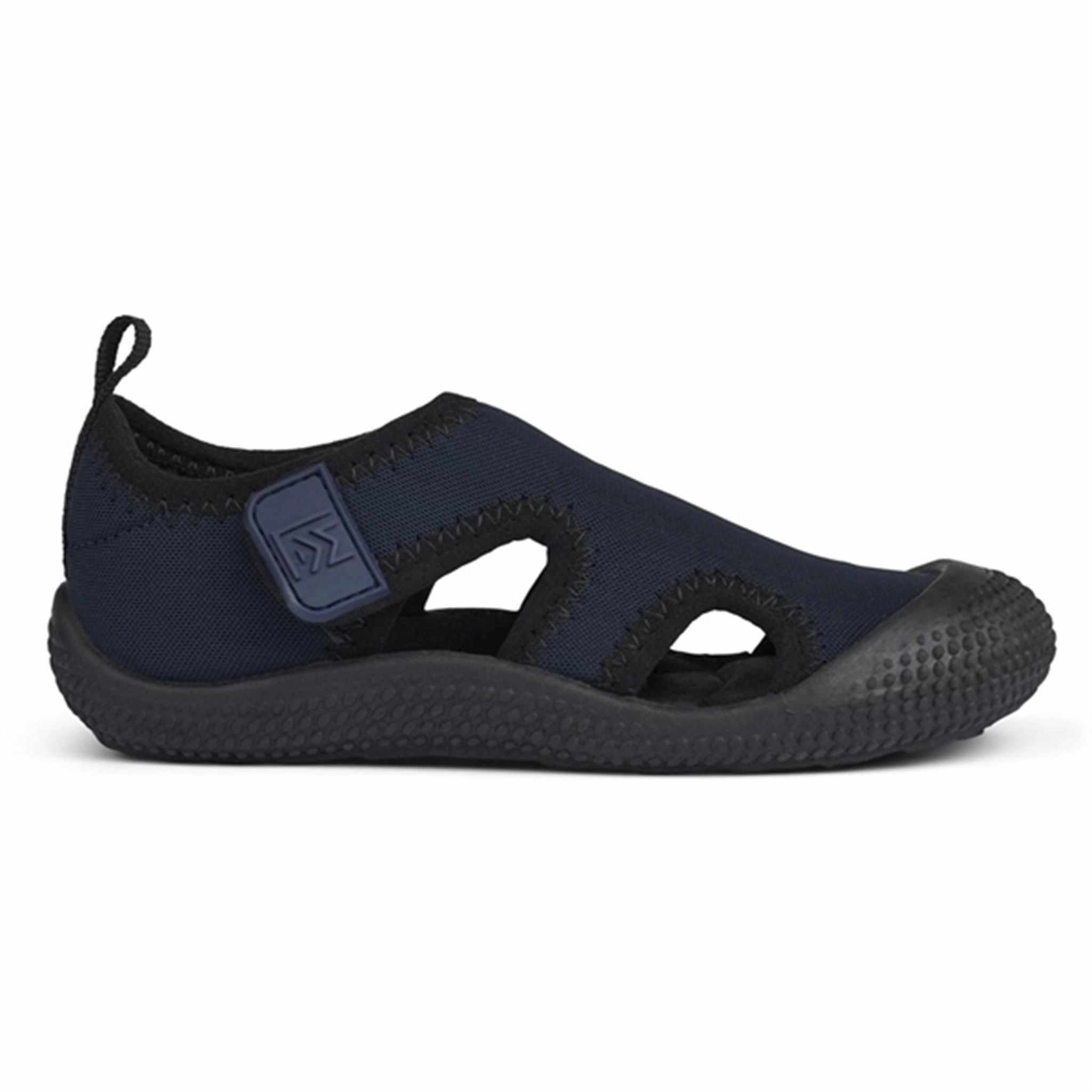 Liewood Sigurd Sea Shoe Black Classic Navy Smooth Layers Motion-Minded