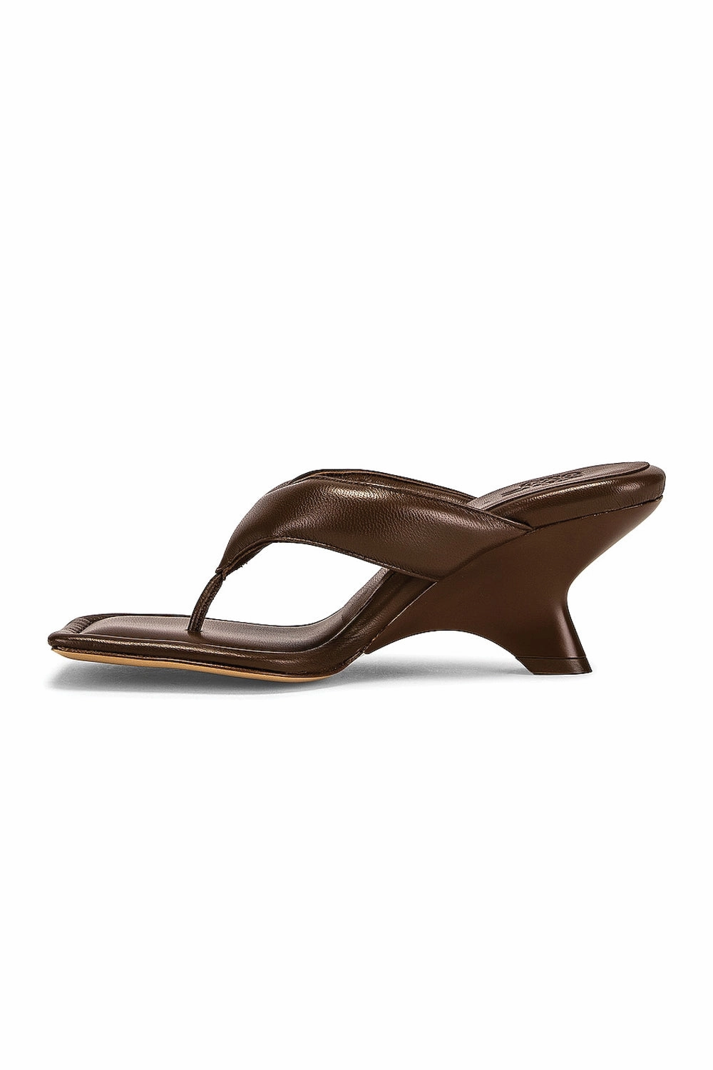 Street Clarity Gia 6 Puffy Leather Thong Sandal In Coffee