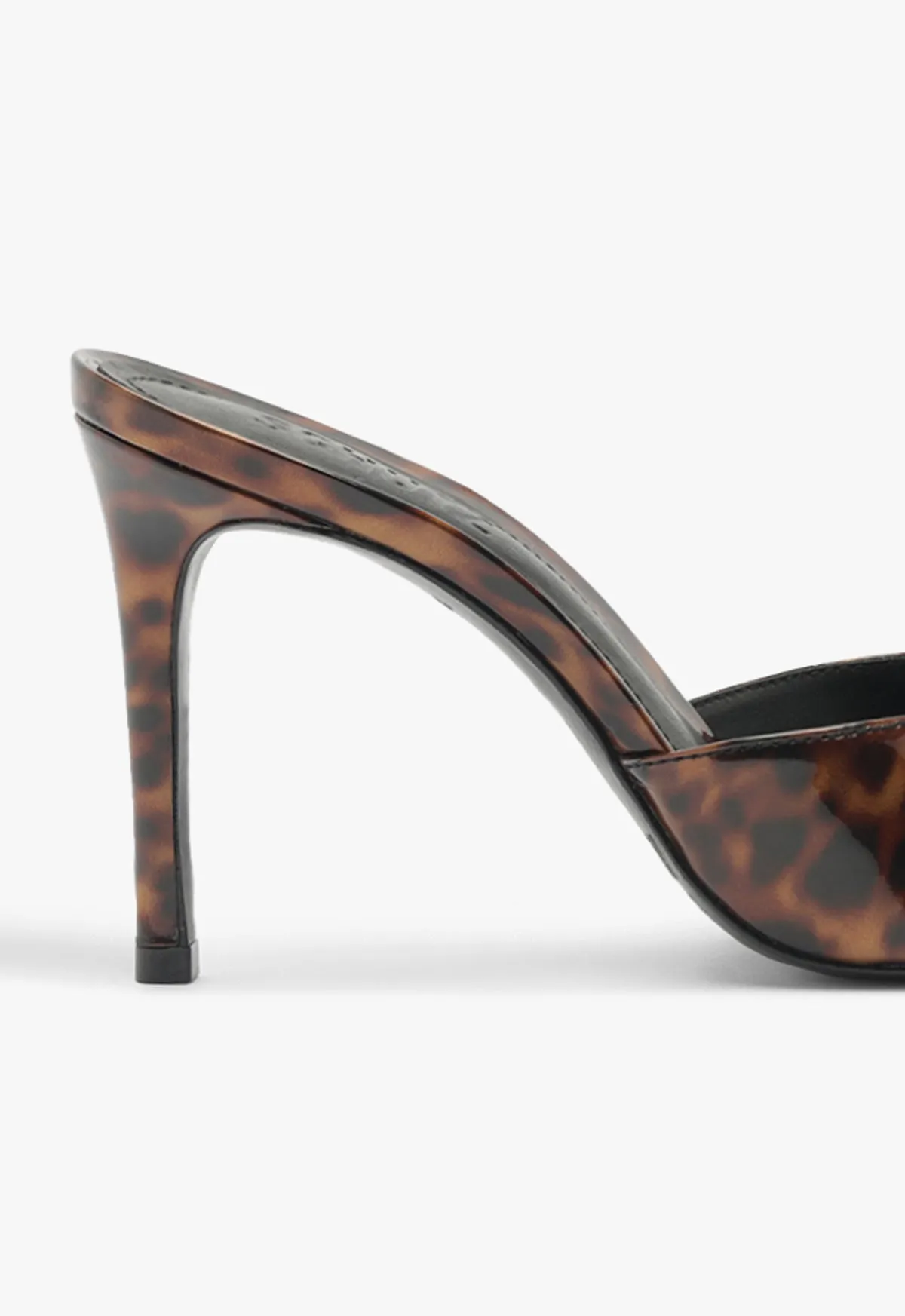 Cloe Patent Sandal Go-Mode Ready Smart Casual
