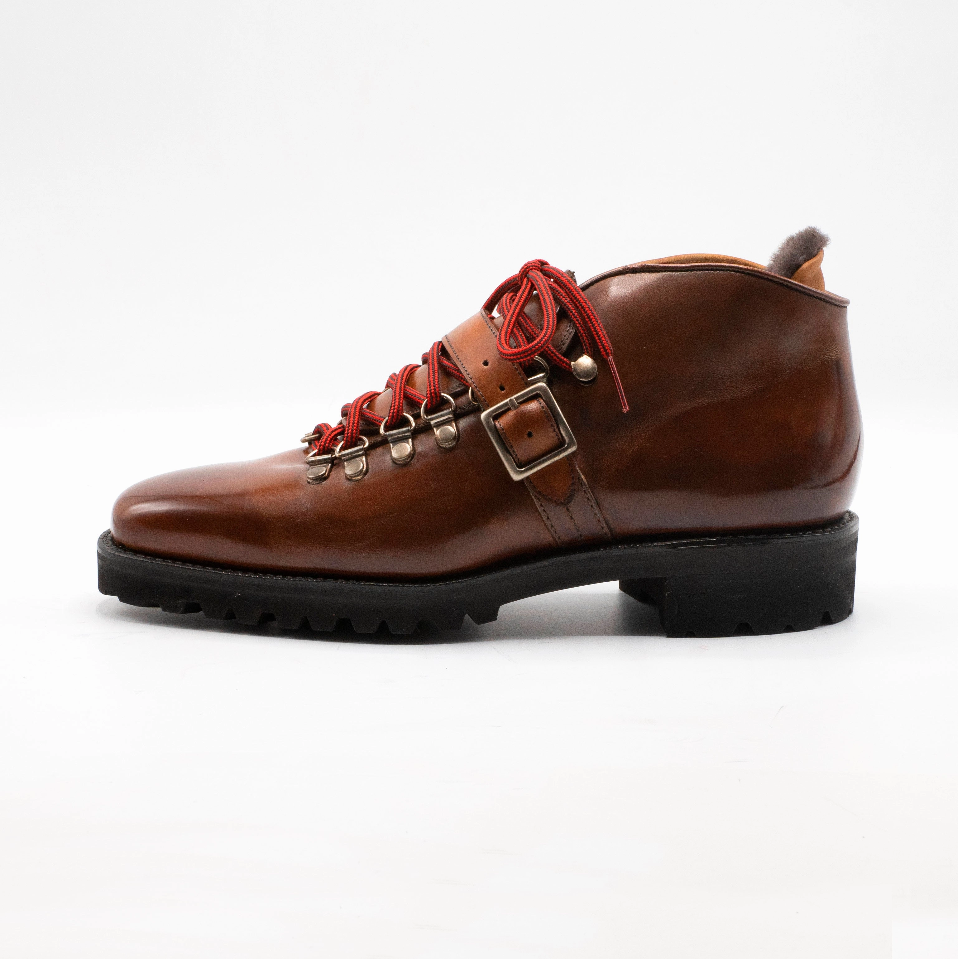 Urban Focus Versatile Gear Borcego Mountain Boot With Strap - Antique Brown