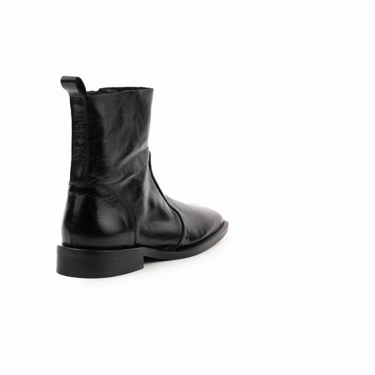 Linea Black Leather Everyday Motionwear