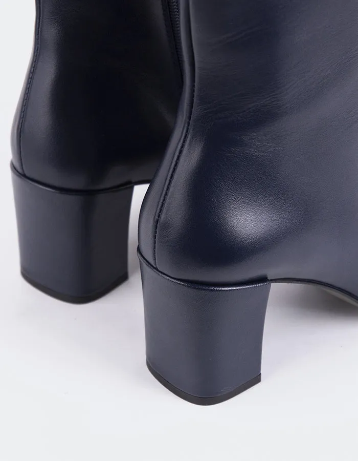 Wear The Moment Lioni Navy Leather