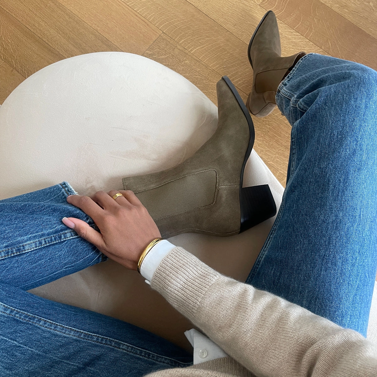 City-Fit Season-Free Style Shadie H2O Booties Army Suede