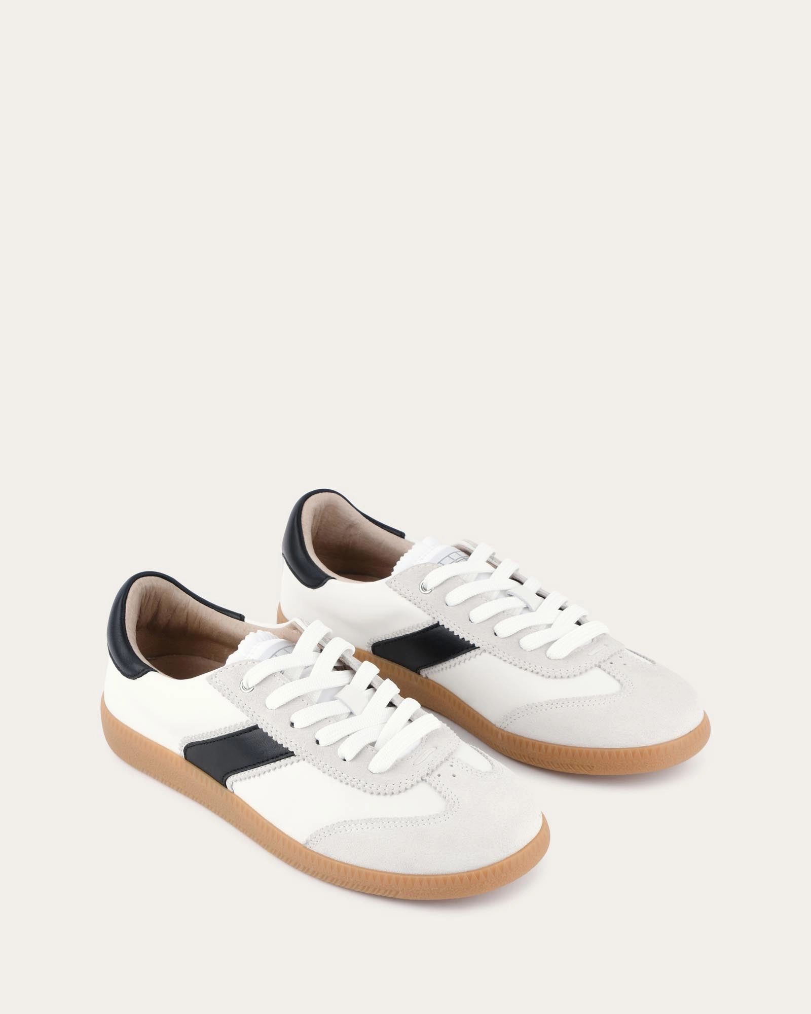 Lola Sneakers White Black Leather Effortless Utility Ultra-Clean Style