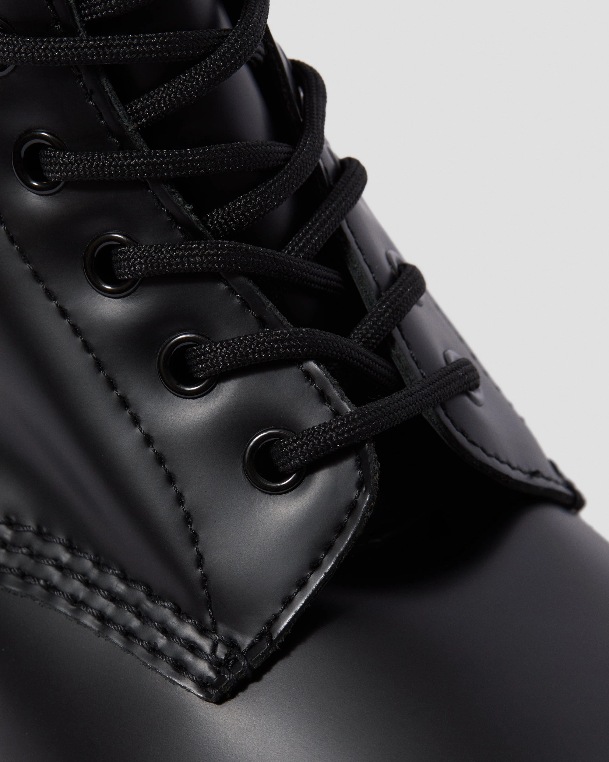 1490 Smooth Leather Boots Progressive Outfit