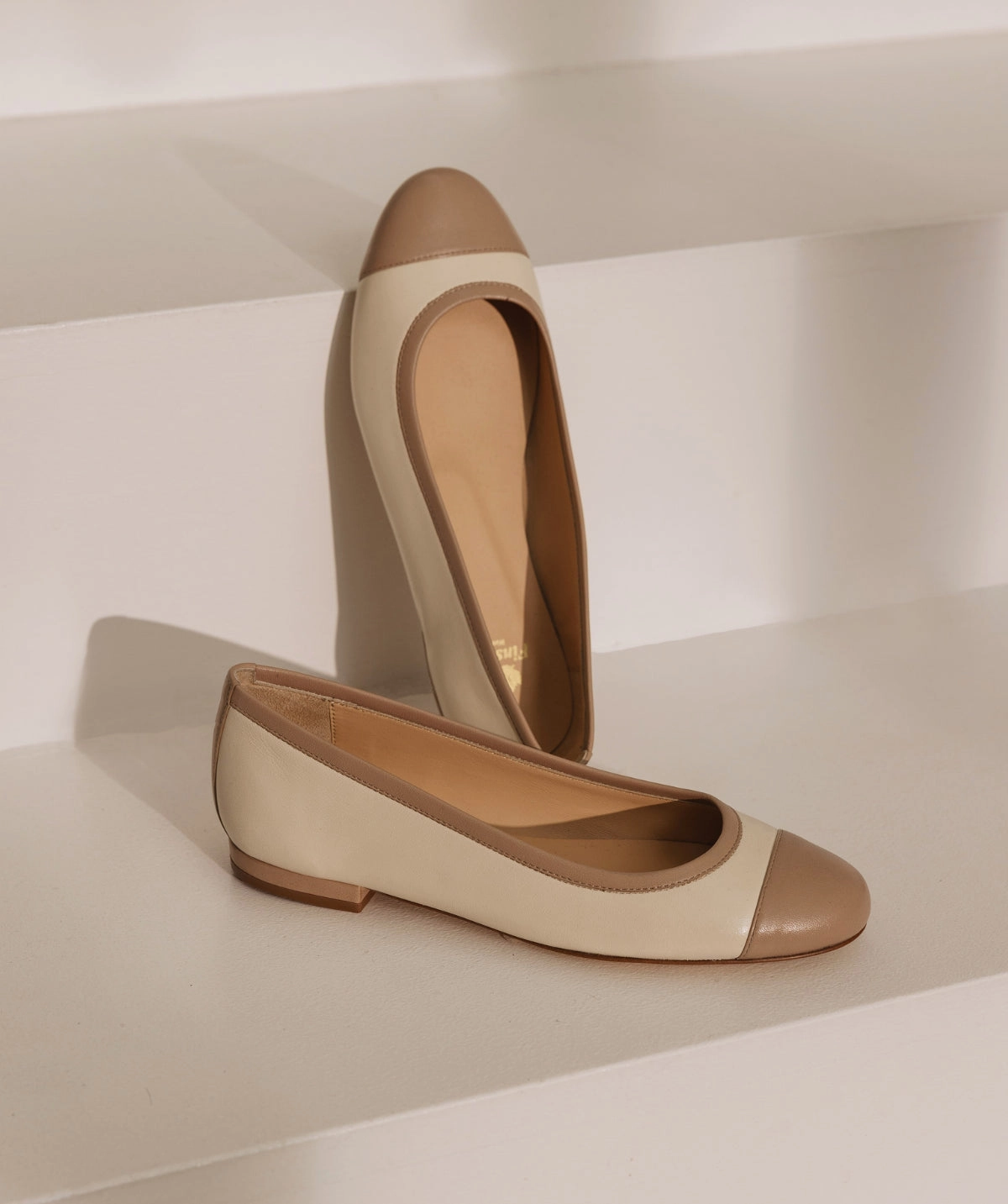 Urban Toolkit Lucie White Ballerinas