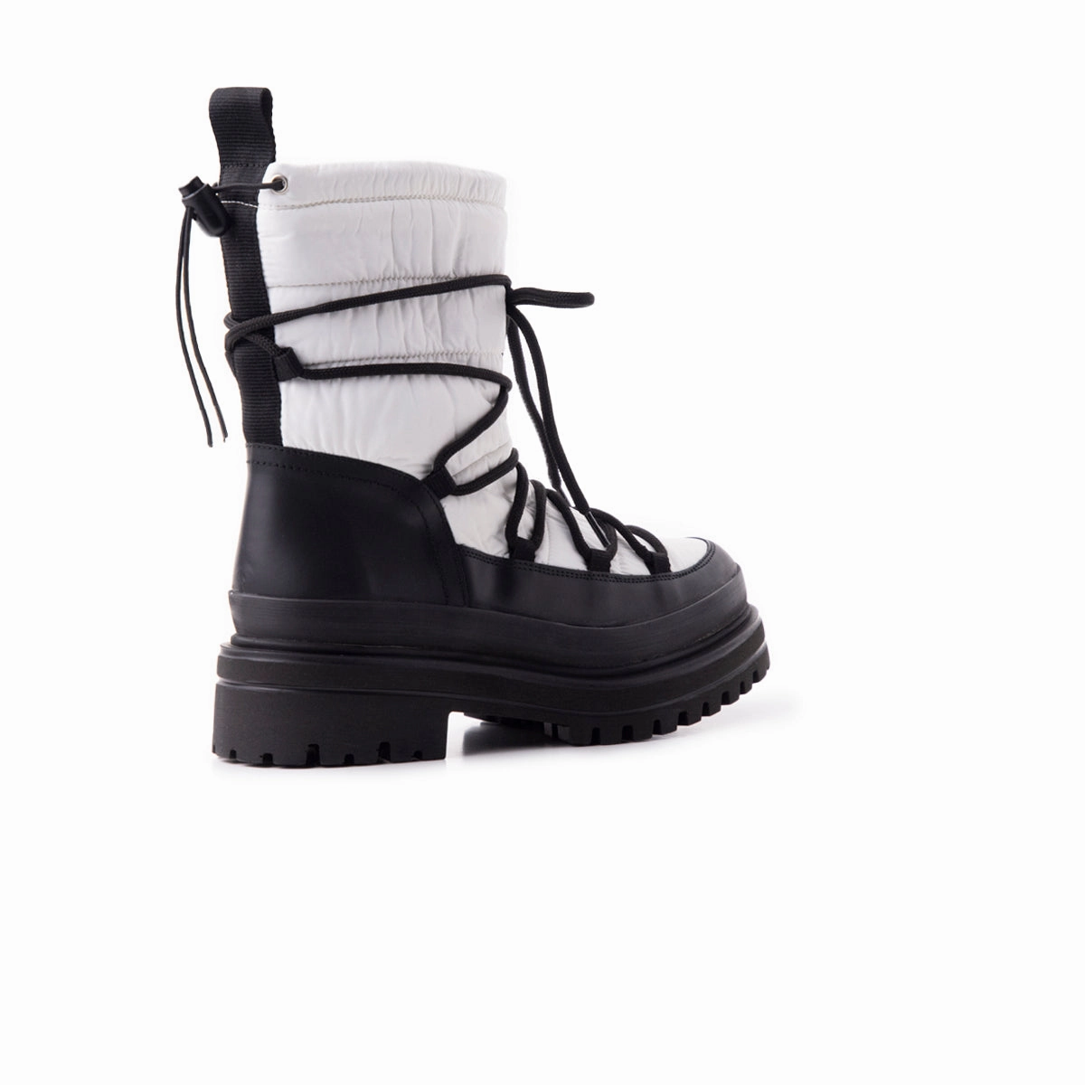 Everyday Outlook Luisville White Nylon