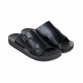 M-Sr-0300085-Chappal Minimal Design