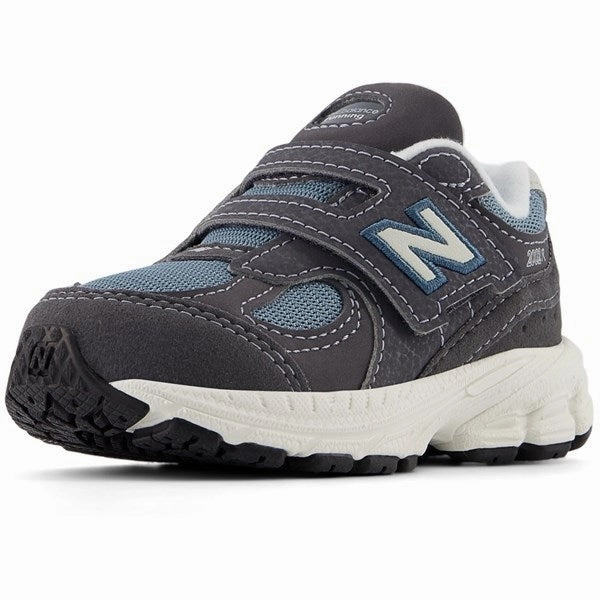 New Balance 2002 Hook & Loop Sneakers Magnet Modern Pattern Soft Urban Core