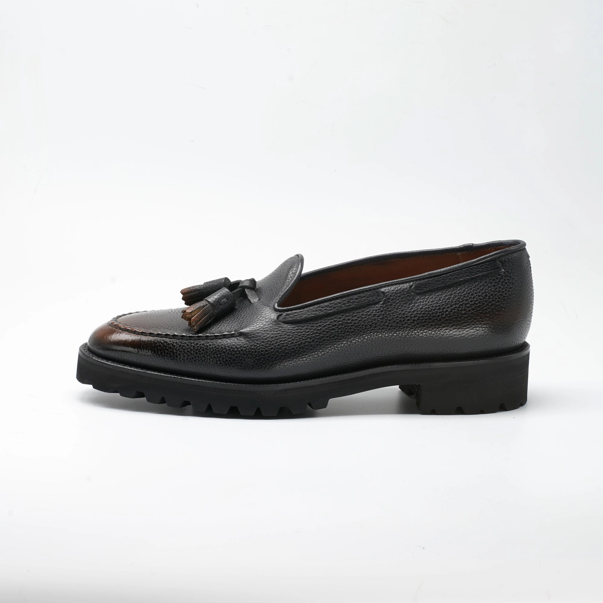 Bold In Simplicity Refined Moves Manolo Tassel Loafer Mto - Ebony Handmade Patina