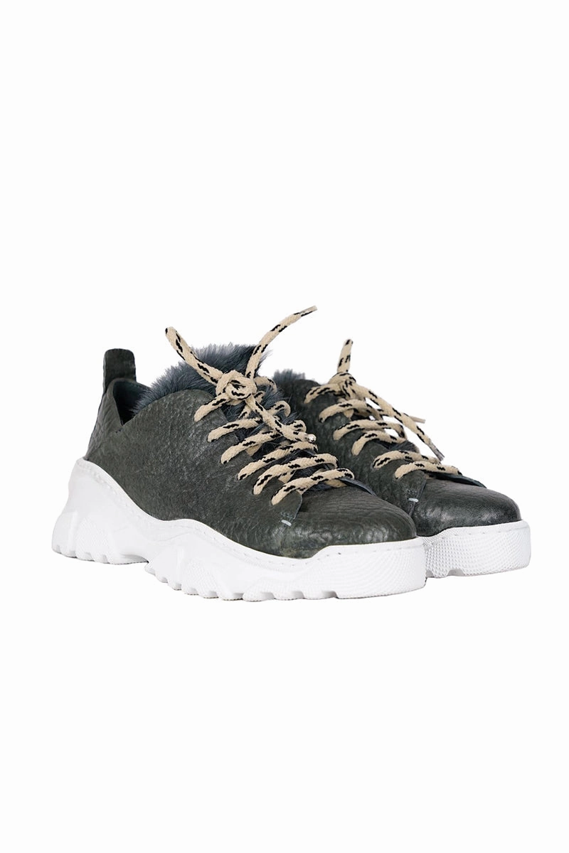 Active Ease Built For Pace Matte Bovine Granellato Leather Sneaker In Lava