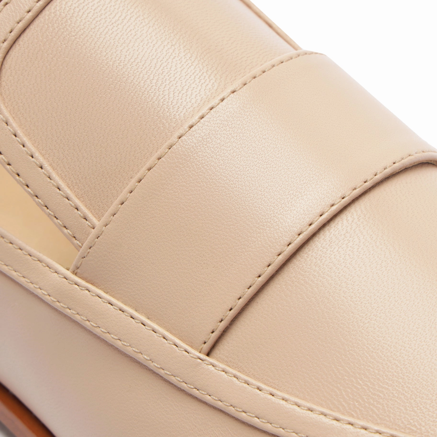 Maurice Nappa Leather Flat Authentic Motion