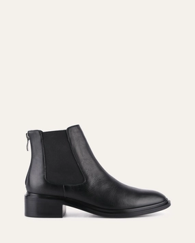 Melrose Flat Ankle Boots Black Leather Expressive Minimal