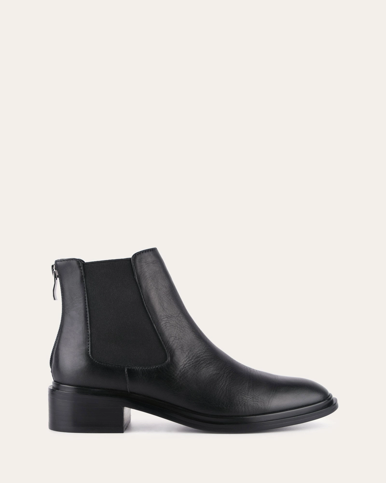 Melrose Flat Ankle Boots Black Leather Expressive Minimal