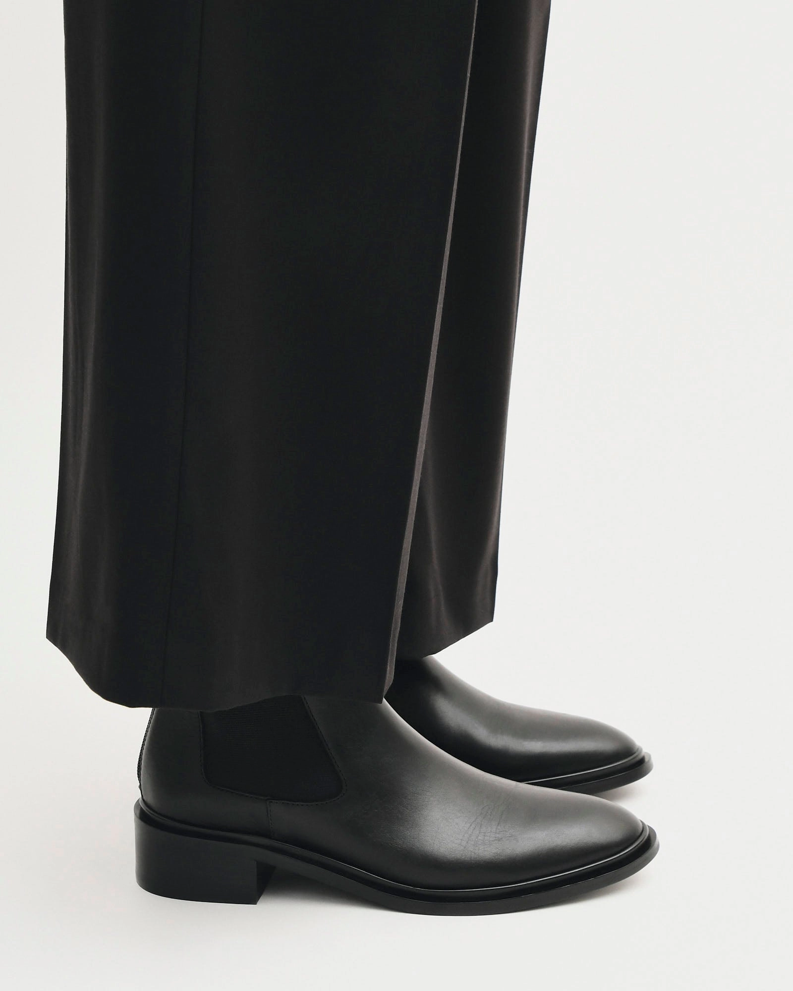 Melrose Flat Ankle Boots Black Leather Go Further