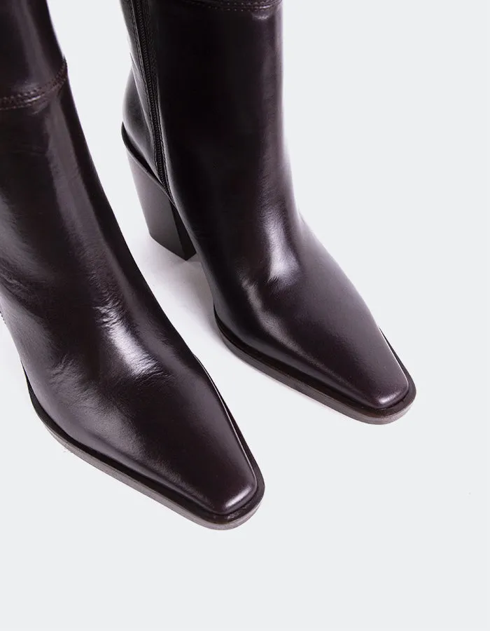 No-Fuss Fit Melville Brown Leather