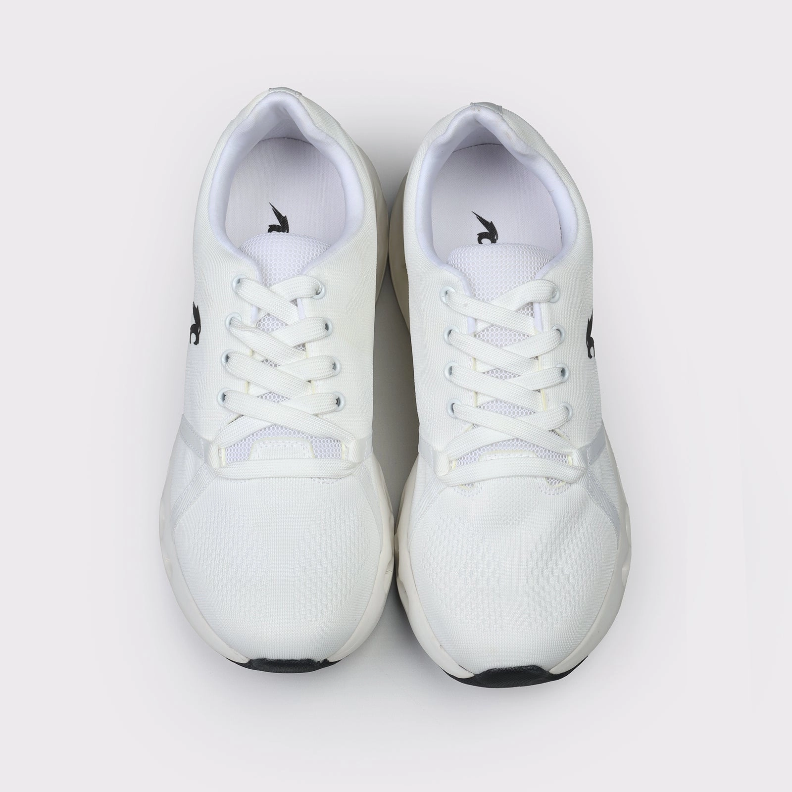 Core-Driven Style Meets Tech Men'S  Classic Sneakers